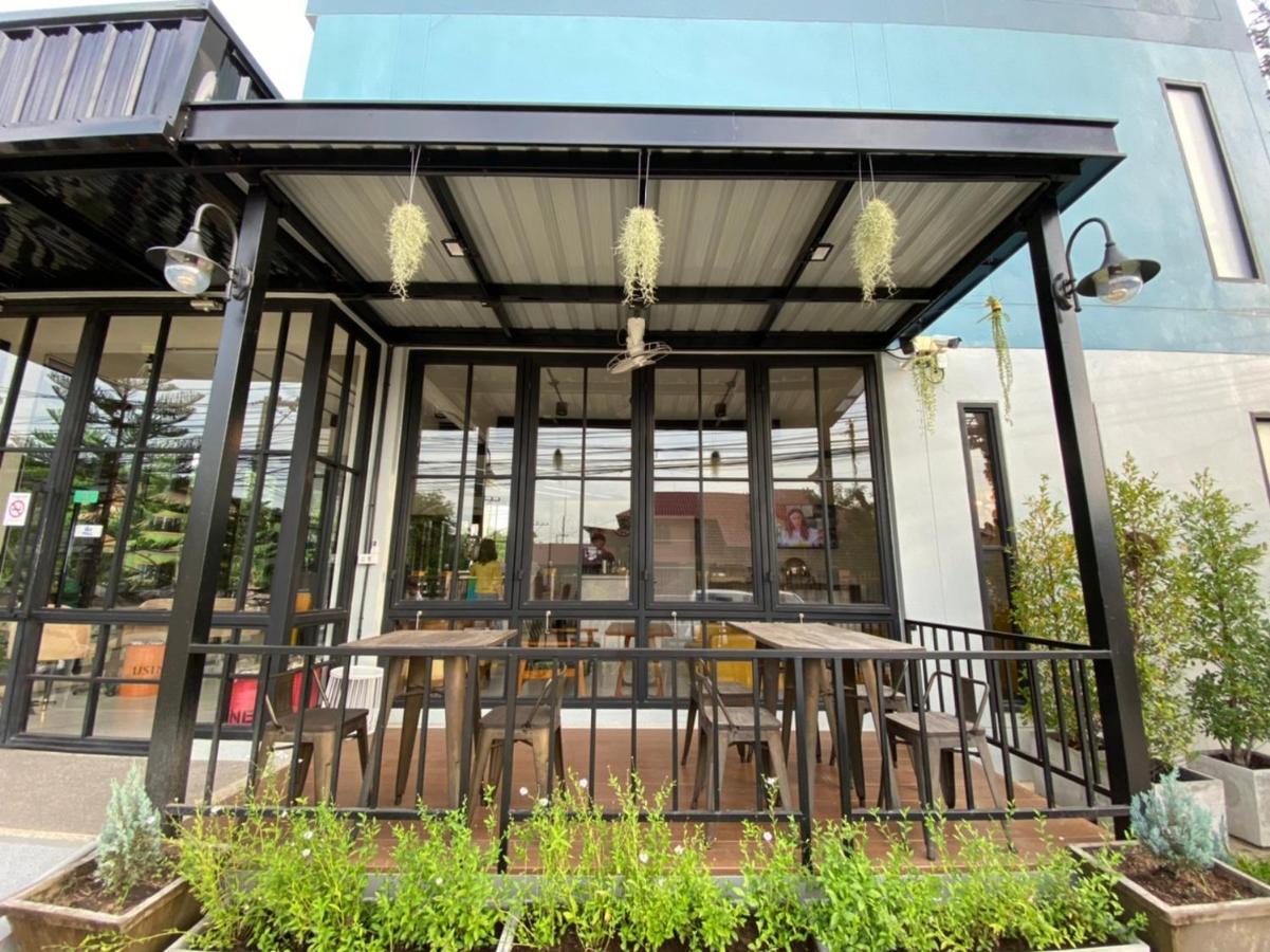 Mosstel Hotel Phitsanulok Ngoại thất bức ảnh
