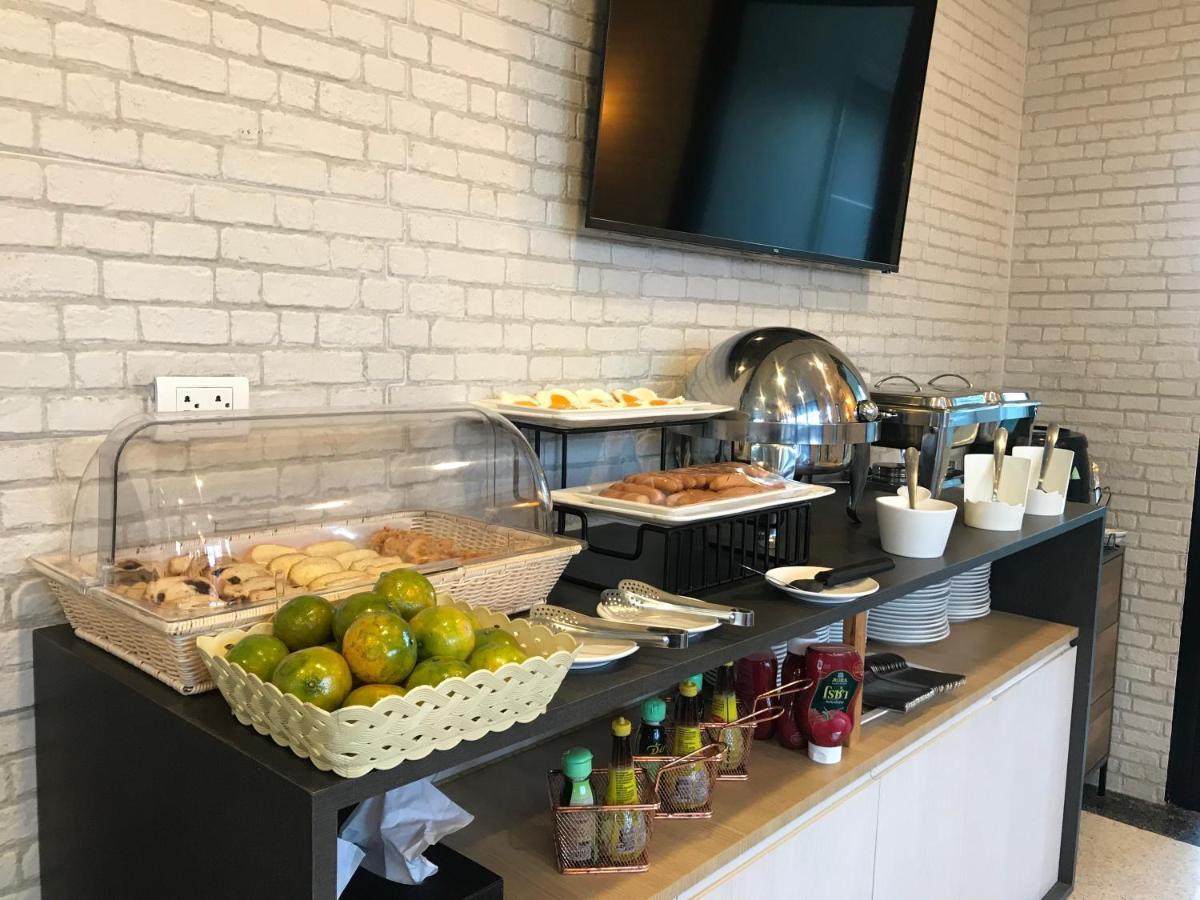 Mosstel Hotel Phitsanulok Ngoại thất bức ảnh