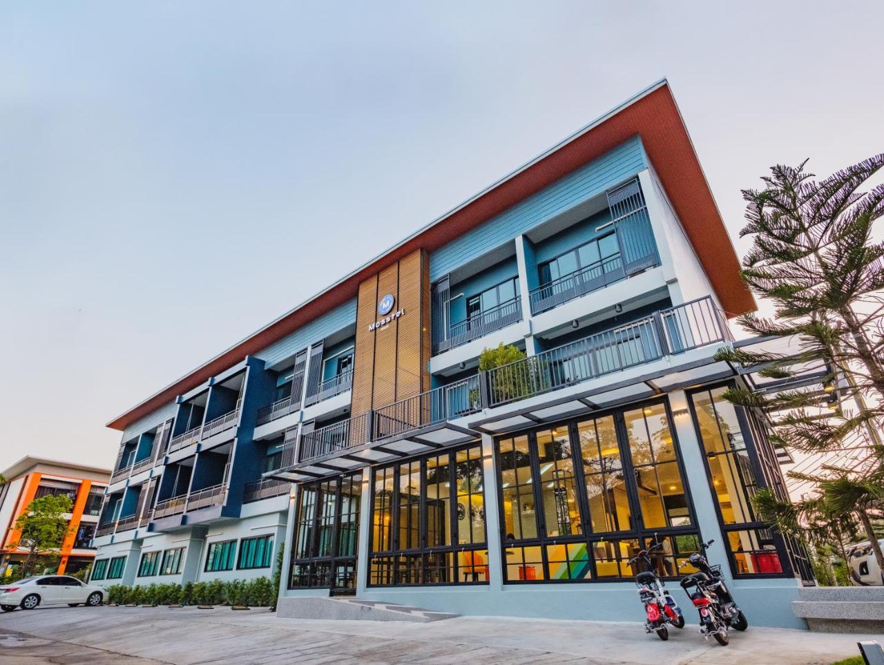 Mosstel Hotel Phitsanulok Ngoại thất bức ảnh