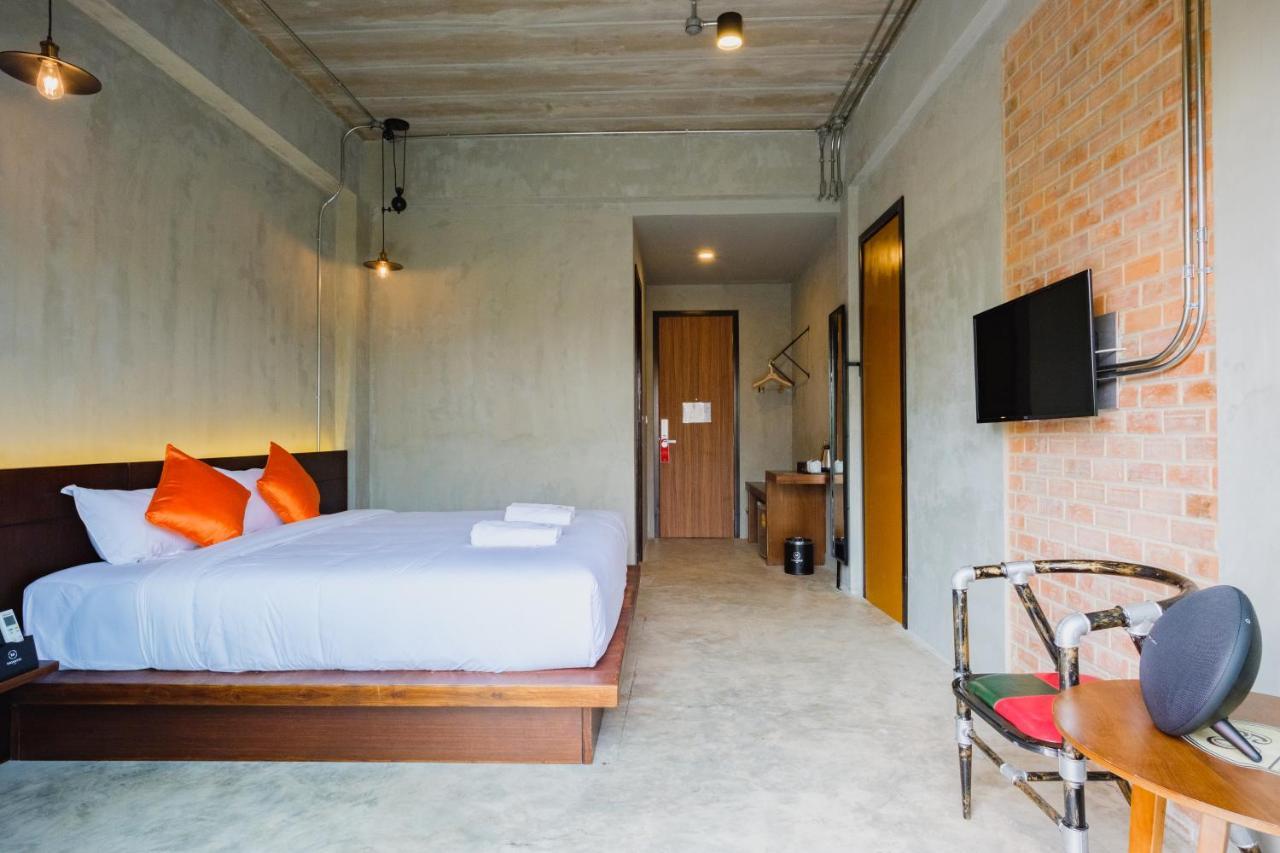 Mosstel Hotel Phitsanulok Ngoại thất bức ảnh